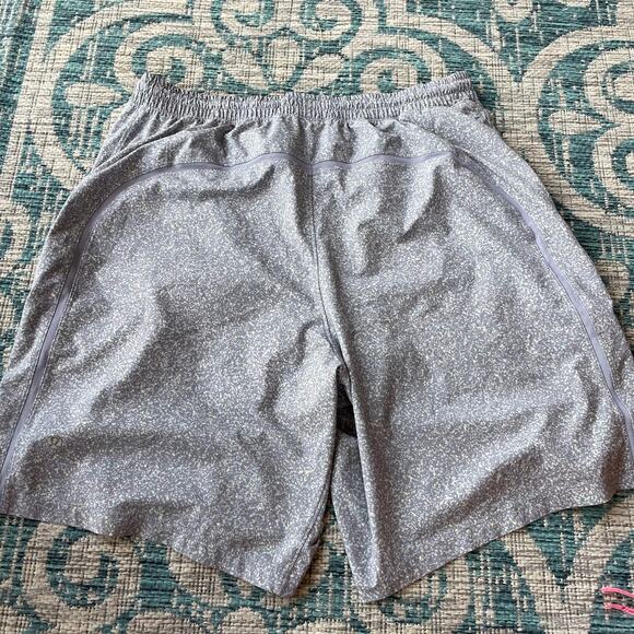 Lululemon Men's Pace Breaker Shorts 9'' Lined Speckle Gray Running - Picture 3 of 9